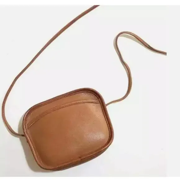 Sold/Coach Hadley 9935 British Tan Crossbody Bag - Picture 2 of 9